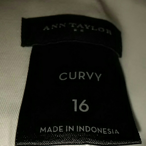 Jeans size 16 by Ann Taylor inseam 31 in - Picture 5 of 6